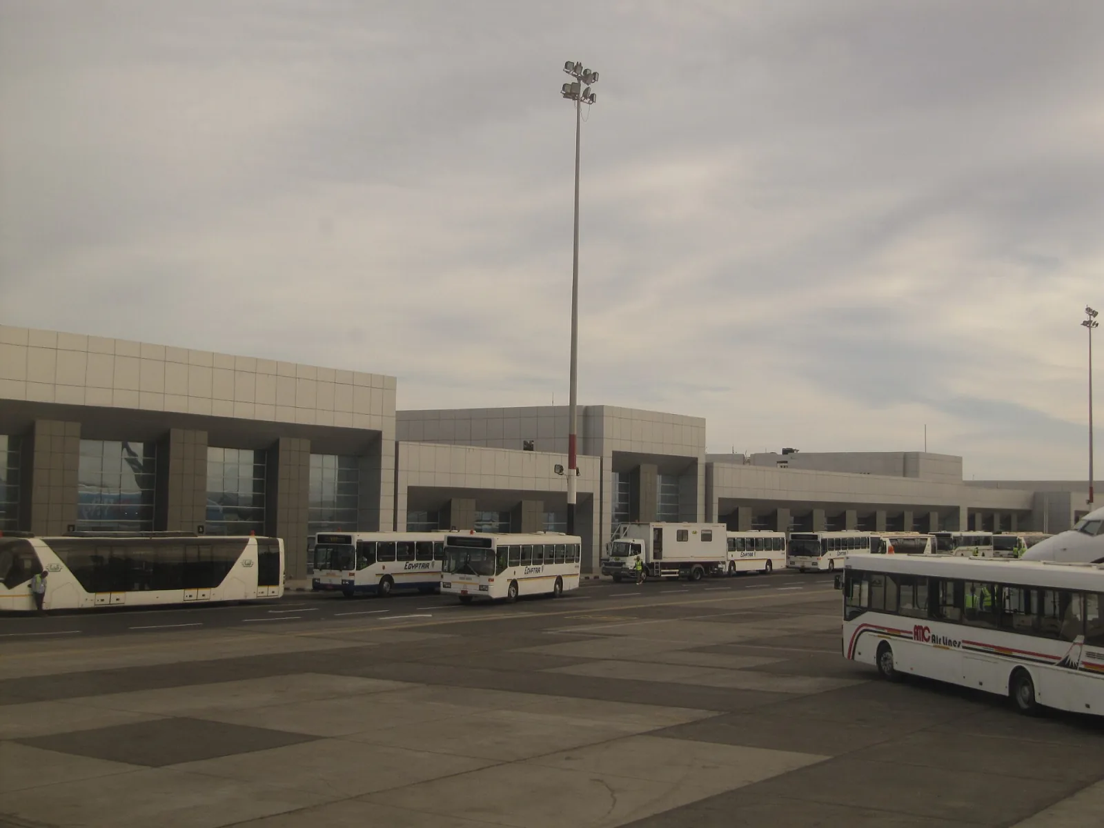 VIP Transfer vom oder zum Flughafen ab El Gouna