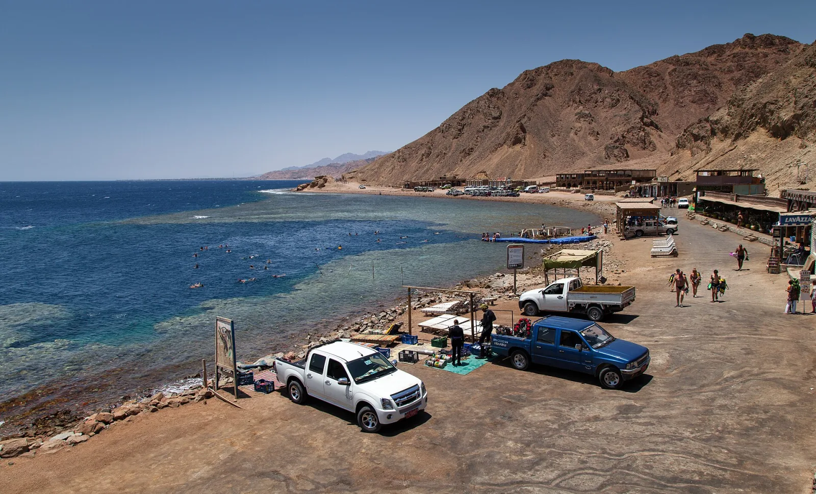 Avventura in jeep: Blue Hole, canyon e Dahab da Sharm El Sheikh – foto 3