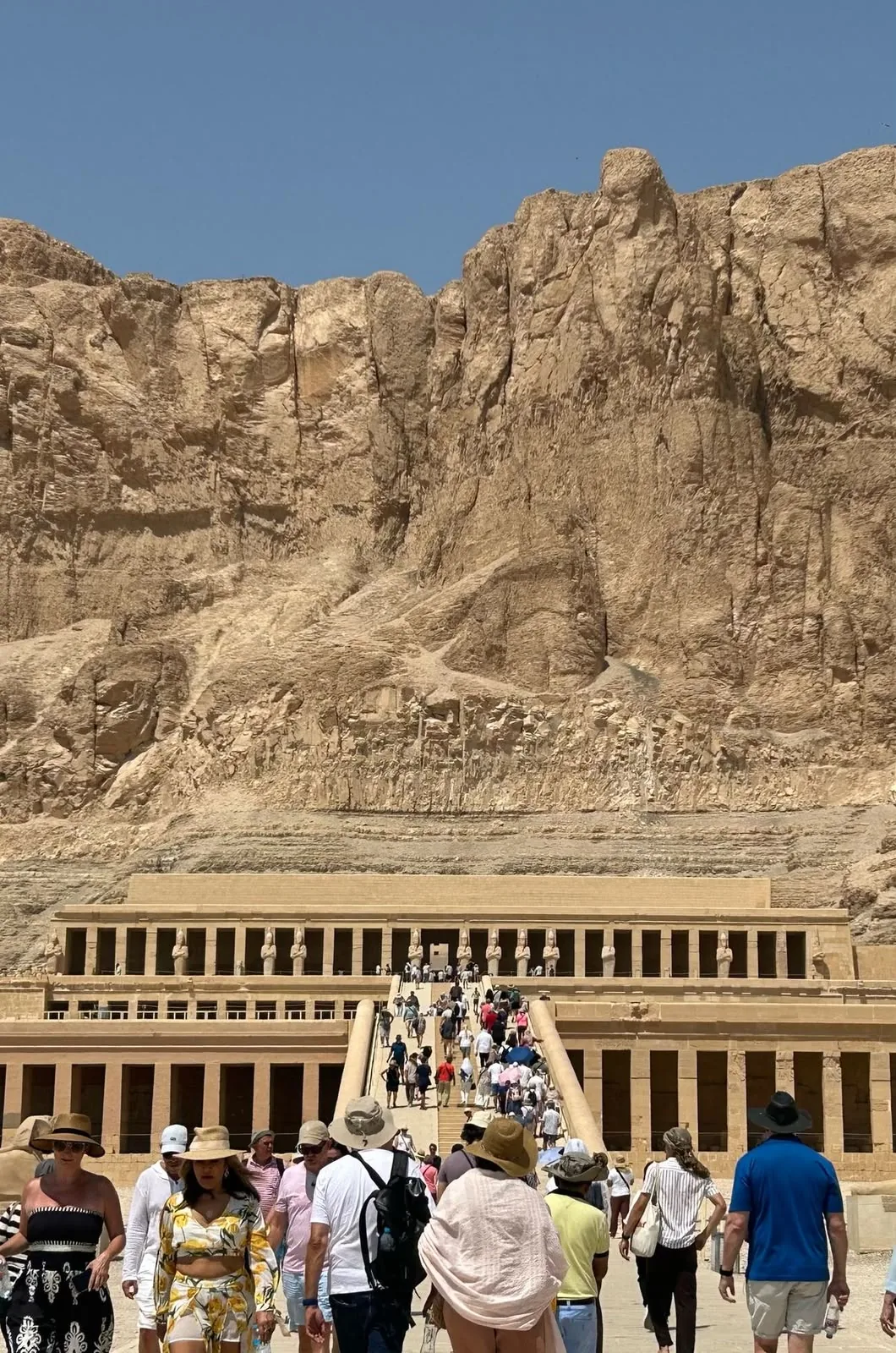 Private Luxor Day Trip by Car