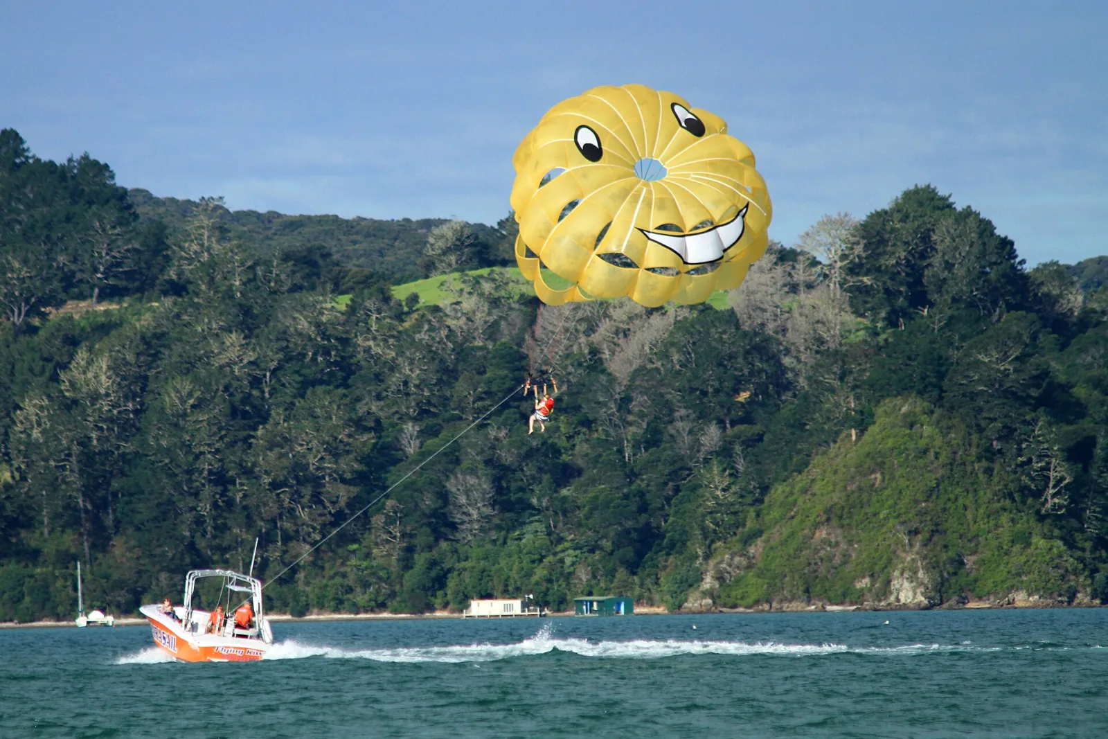 Aventura de parasailing