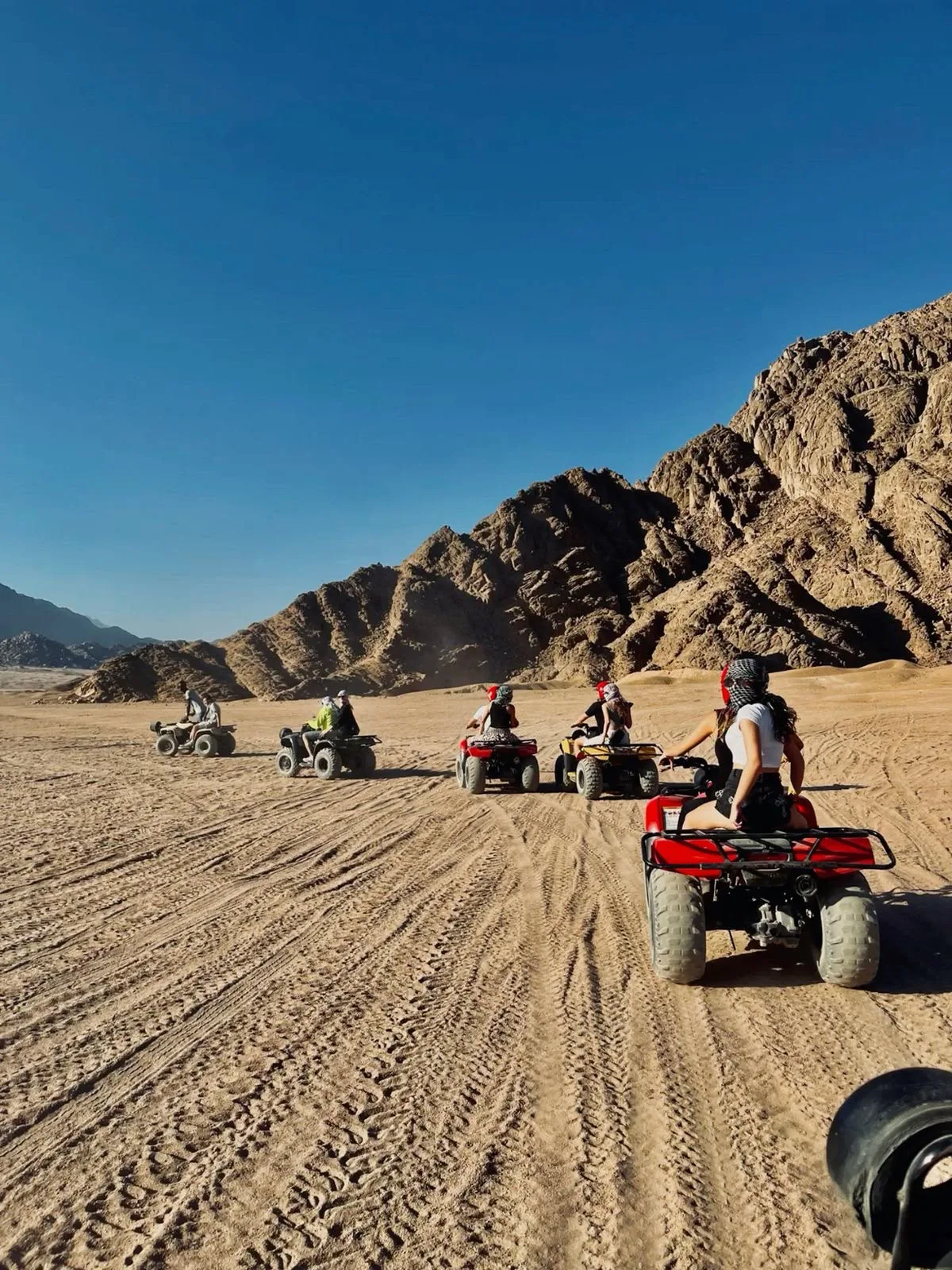 Quad Safari am Strand & in der Wüste – Abenteuer mit Ausflug1 ab Hurghada