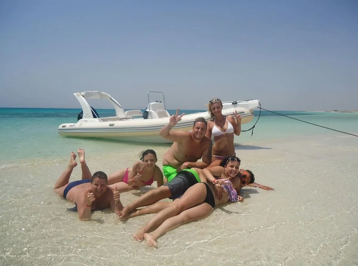 Weiße Insel mit Speedboot – Exklusiver Inselausflug ab El Gouna