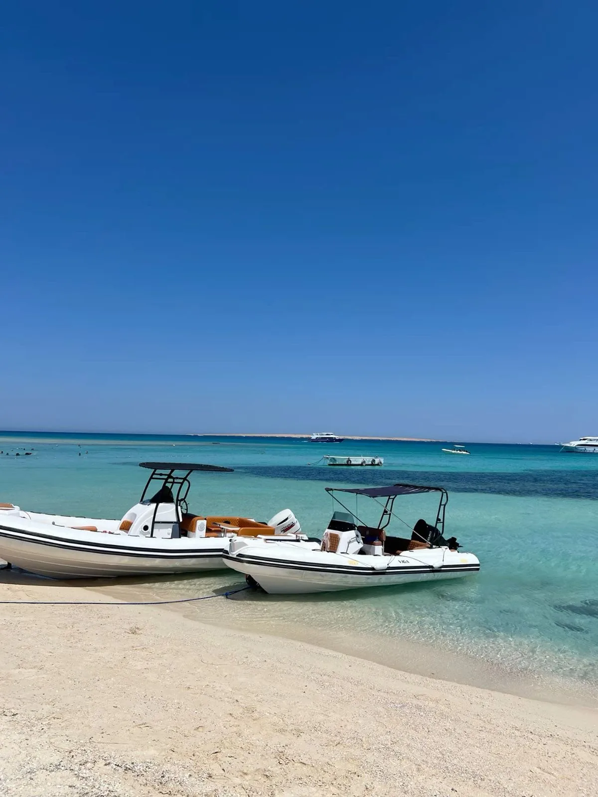 Isla Blanca en lancha rápida con esnórquel