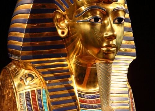 Pyramids, Old Egyptian Museum and Old Cairo by Minibus from Safaga