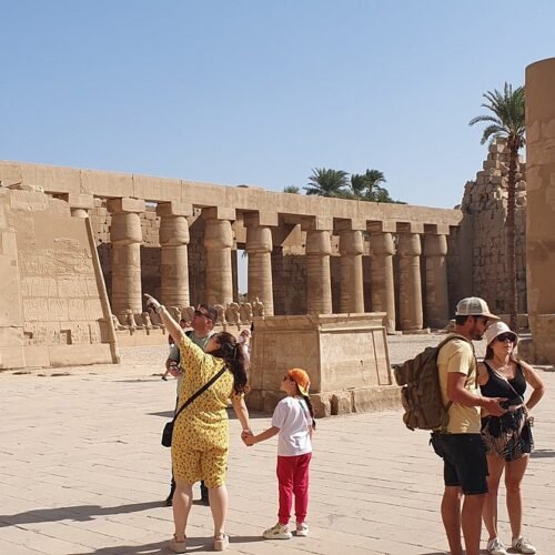 Luxor 8