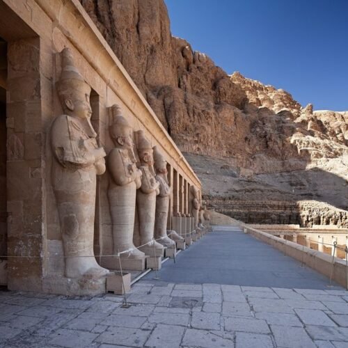 West Bank Private Tour mit Mittagessen und Nil Fahrt
