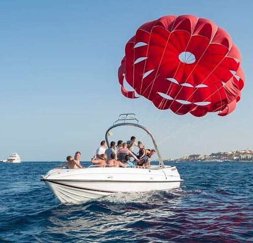 d4361c81-1bf7-48fb-87c0-6b27192088e7_parasailing-boat-parachute-with-private-transportation-hurghada